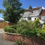Meadow Cottage